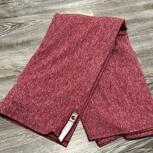 New Lululemon scarf women’s (never worn)